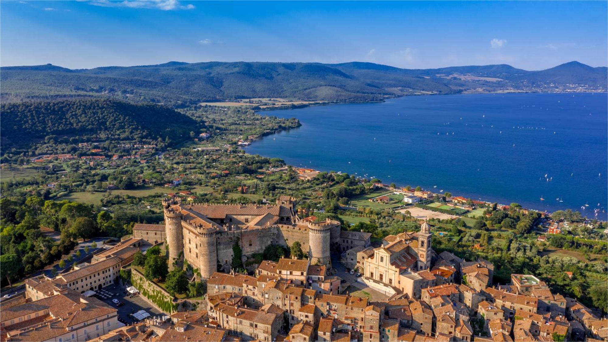 Apt Finestra Sul Castello, Vista Lago Wi-Fi Gratis Bracciano  Luaran gambar
